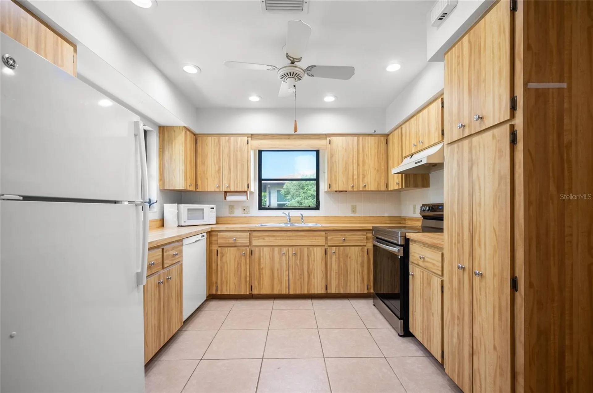 221 High Point Drive Englewood FL 34223