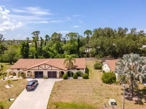 221 High Point Drive Englewood FL 34223