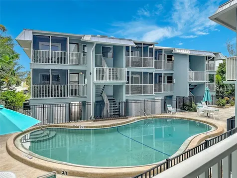 205 Highland Avenue Bradenton Beach FL 34217