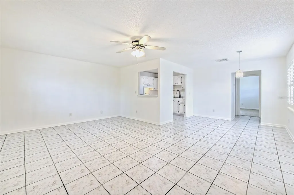 401 Dorchester Place Sun City Center FL 33573