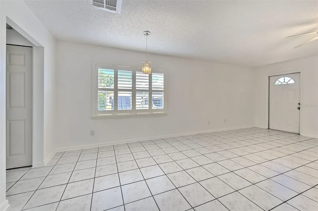 401 Dorchester Place Sun City Center FL 33573