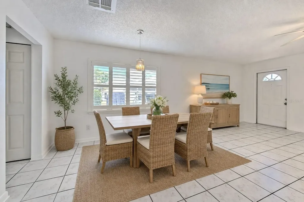 401 Dorchester Place Sun City Center FL 33573