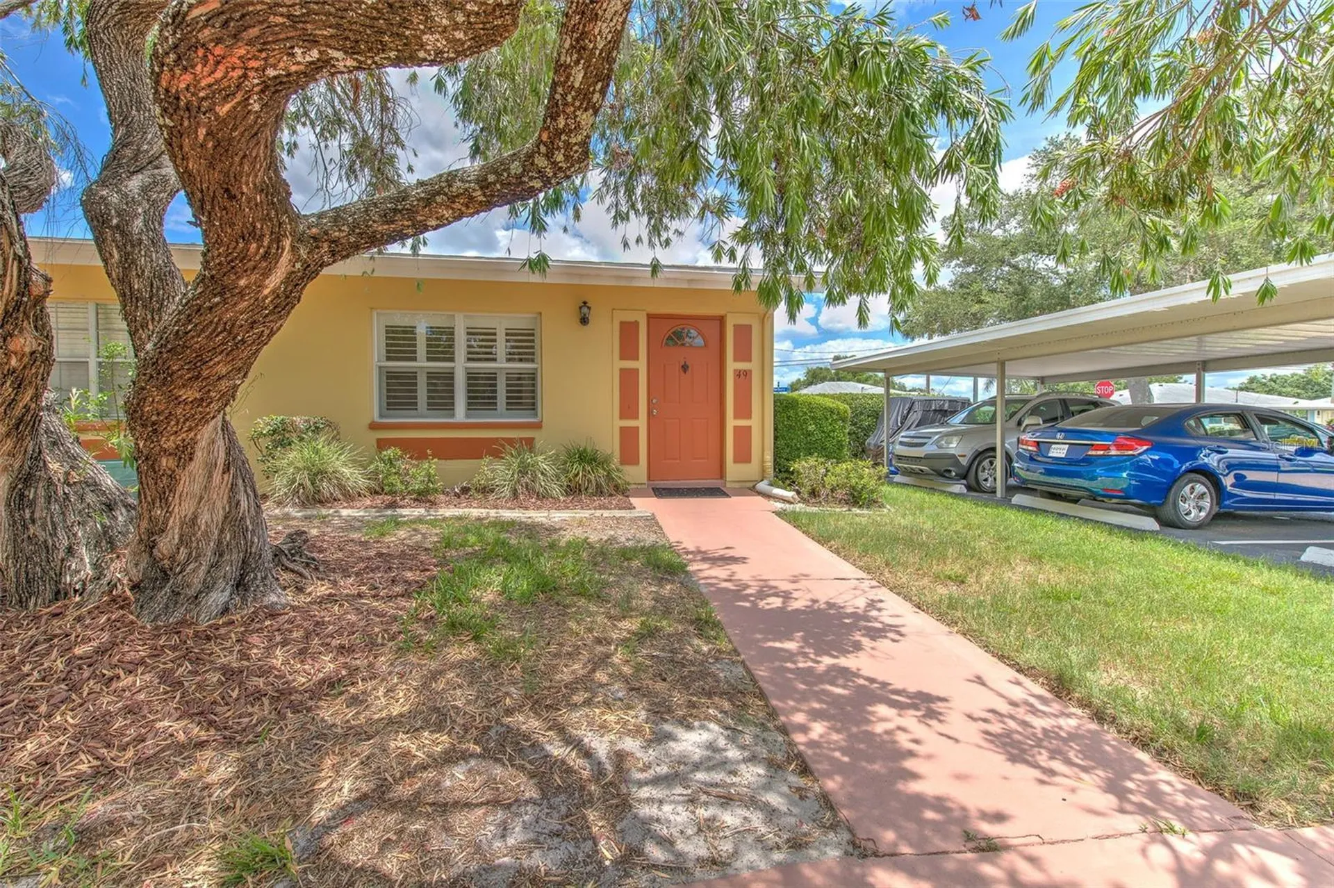 401 Dorchester Place Sun City Center FL 33573