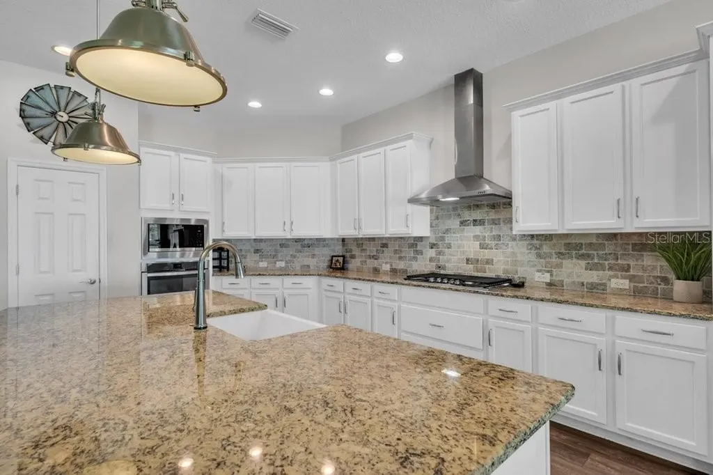 1210 Lorea Lane Brandon FL 33511