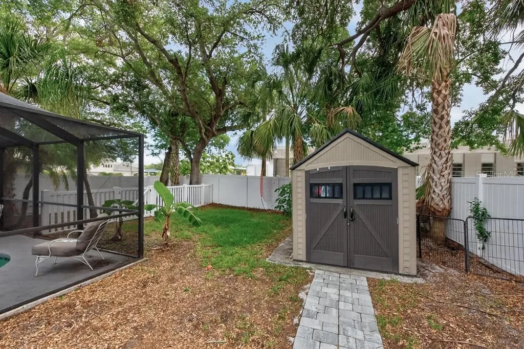 1715 S Hubert Avenue Tampa FL 33629