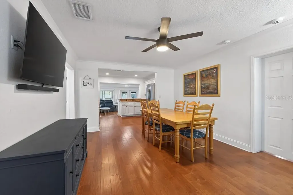 1715 S Hubert Avenue Tampa FL 33629