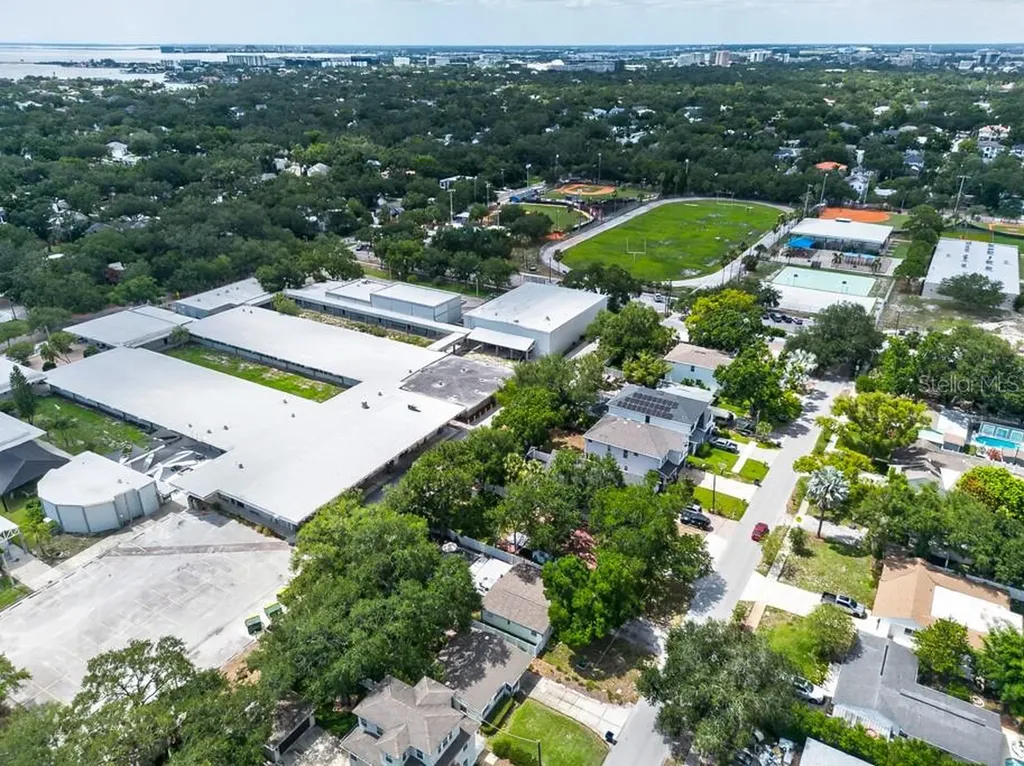 1715 S Hubert Avenue Tampa FL 33629