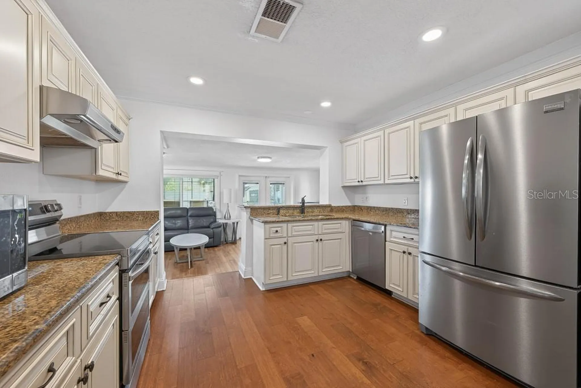 1715 S Hubert Avenue Tampa FL 33629