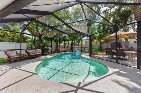 1715 S Hubert Avenue Tampa FL 33629