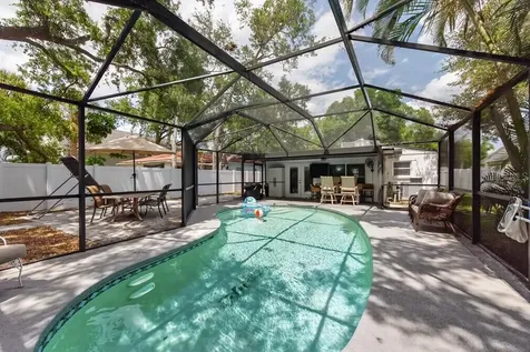 1715 S Hubert Avenue Tampa FL 33629