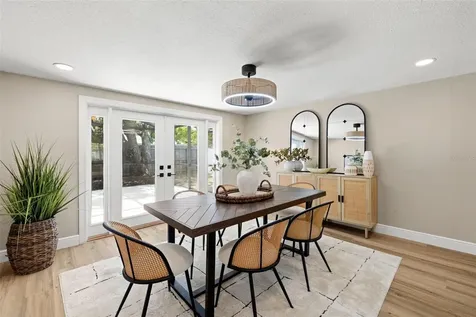 2066 62nd Place S St Petersburg FL 33712
