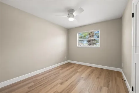 2066 62nd Place S St Petersburg FL 33712