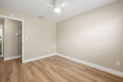 2066 62nd Place S St Petersburg FL 33712