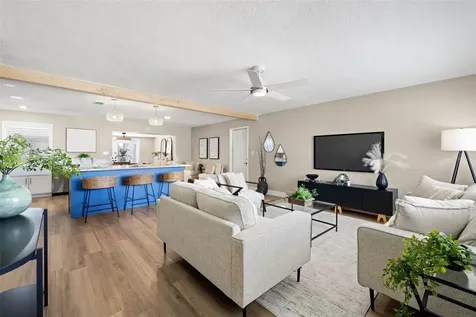 2066 62nd Place S St Petersburg FL 33712