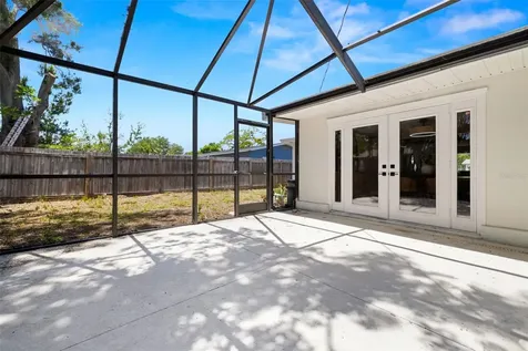 2066 62nd Place S St Petersburg FL 33712