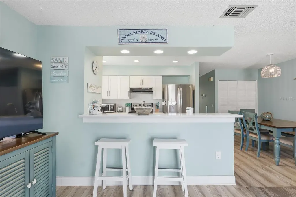 207 71st Street Holmes Beach FL 34217