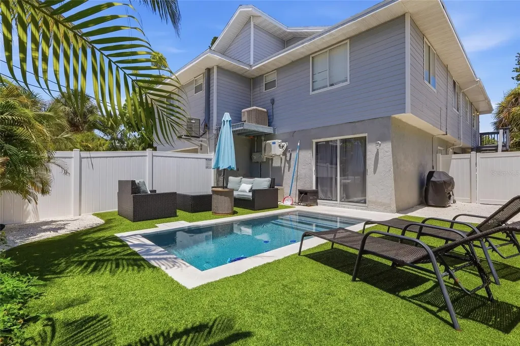 207 71st Street Holmes Beach FL 34217
