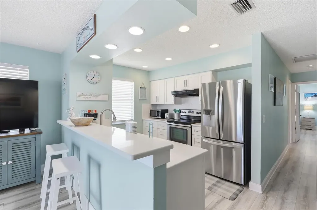 207 71st Street Holmes Beach FL 34217