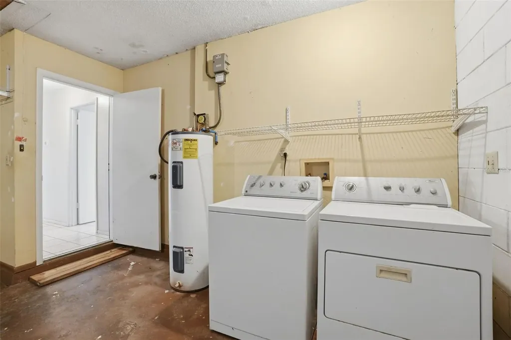 8428 Bark Court Orlando FL 32810