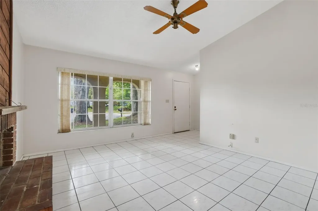 8428 Bark Court Orlando FL 32810