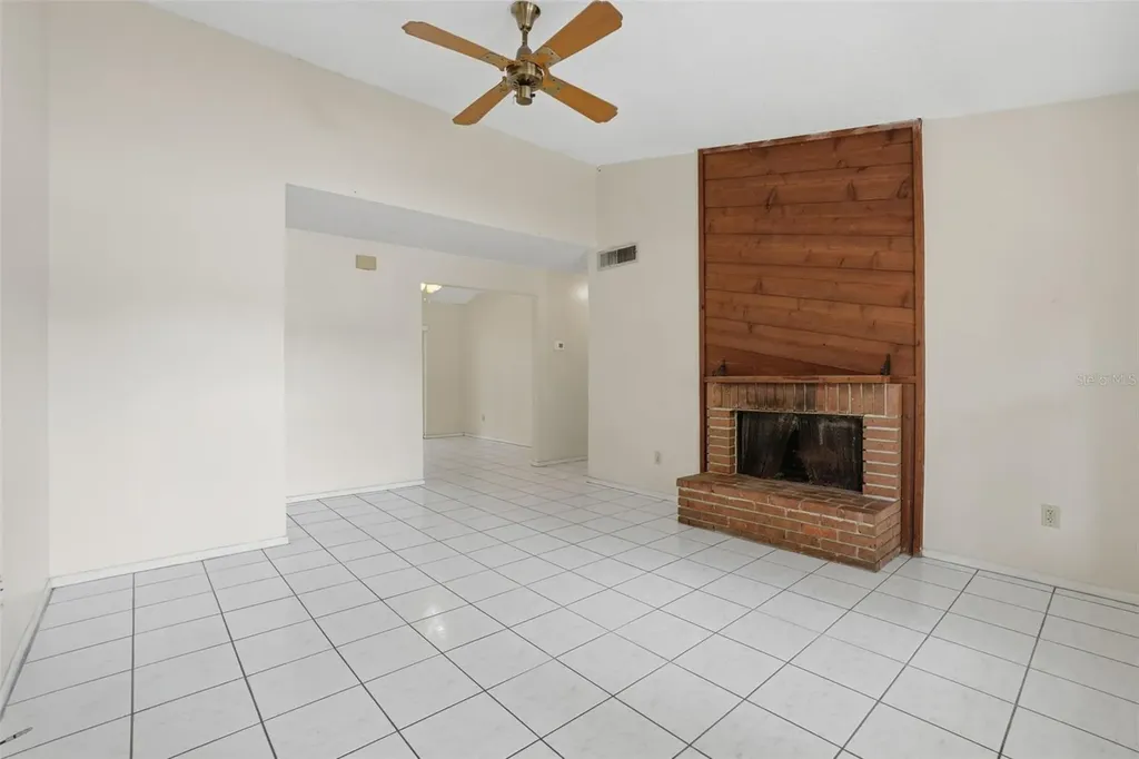 8428 Bark Court Orlando FL 32810