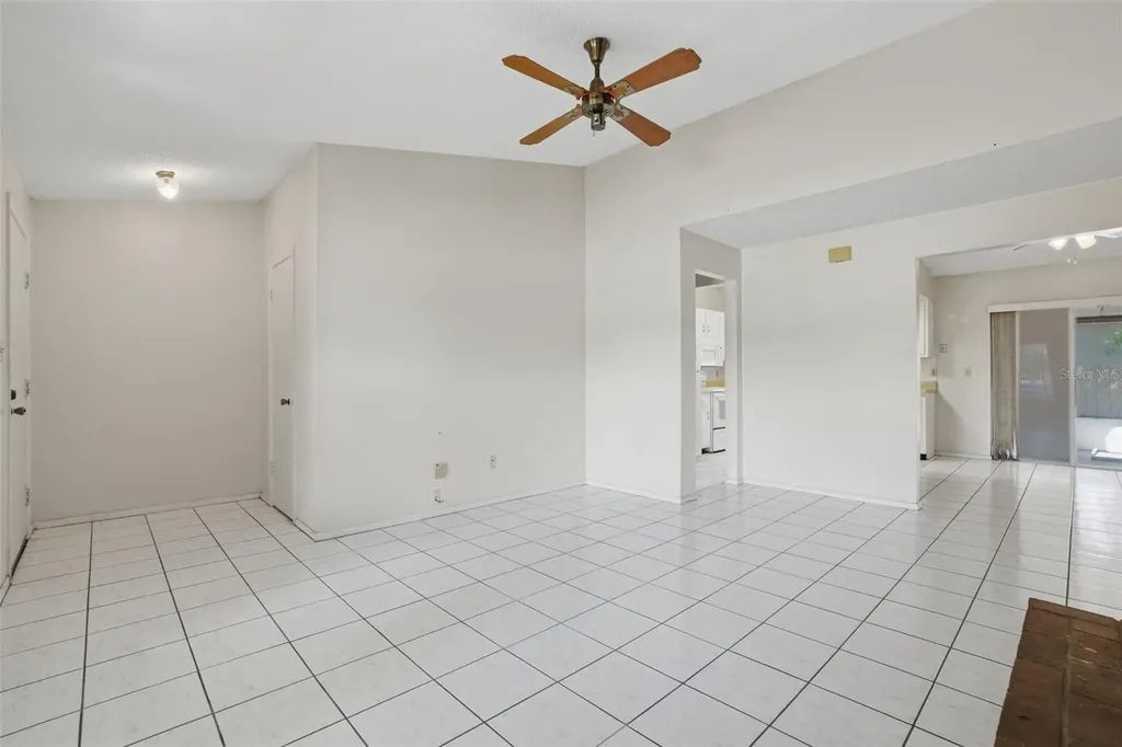 8428 Bark Court Orlando FL 32810