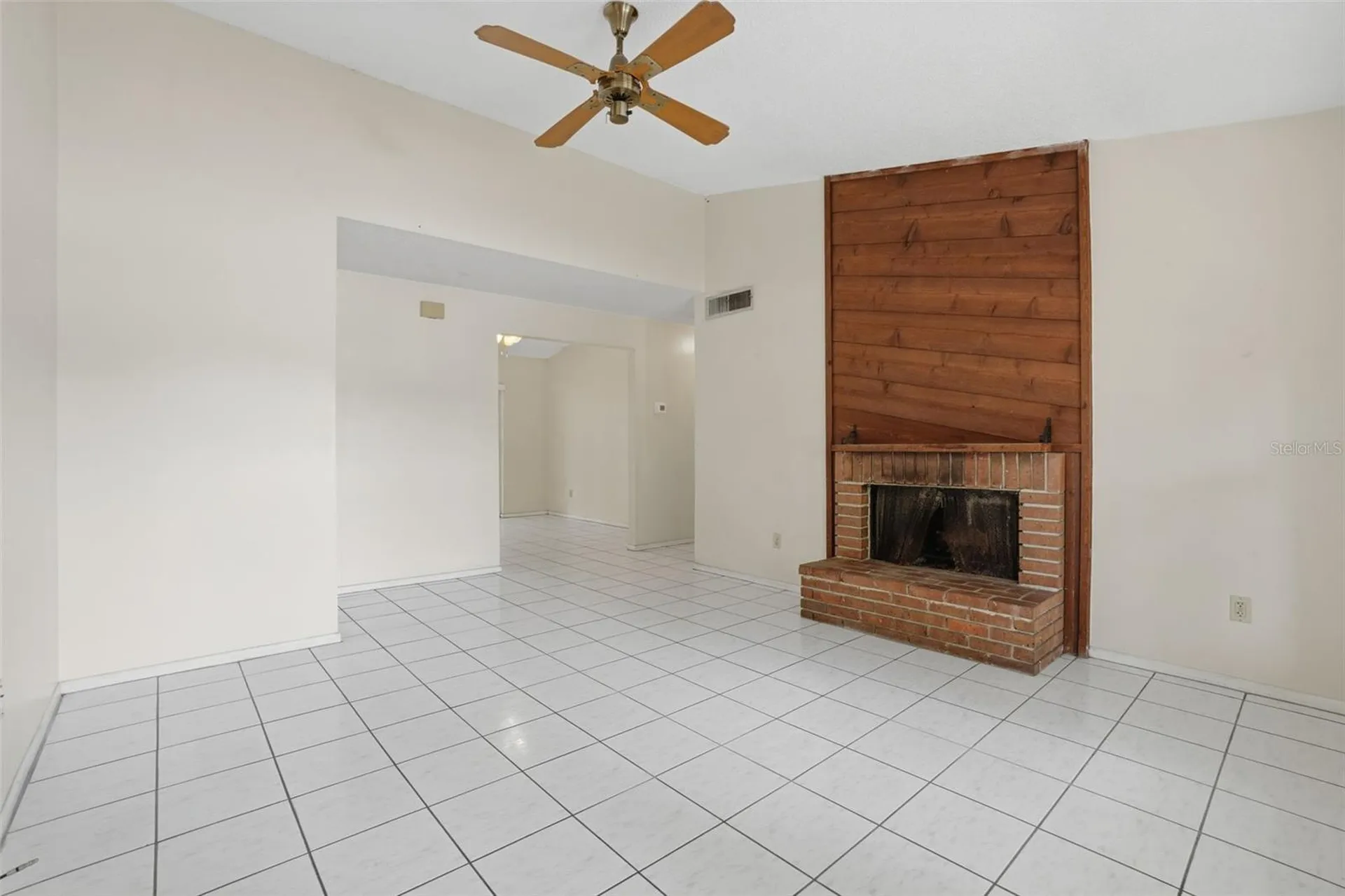 8428 Bark Court Orlando FL 32810