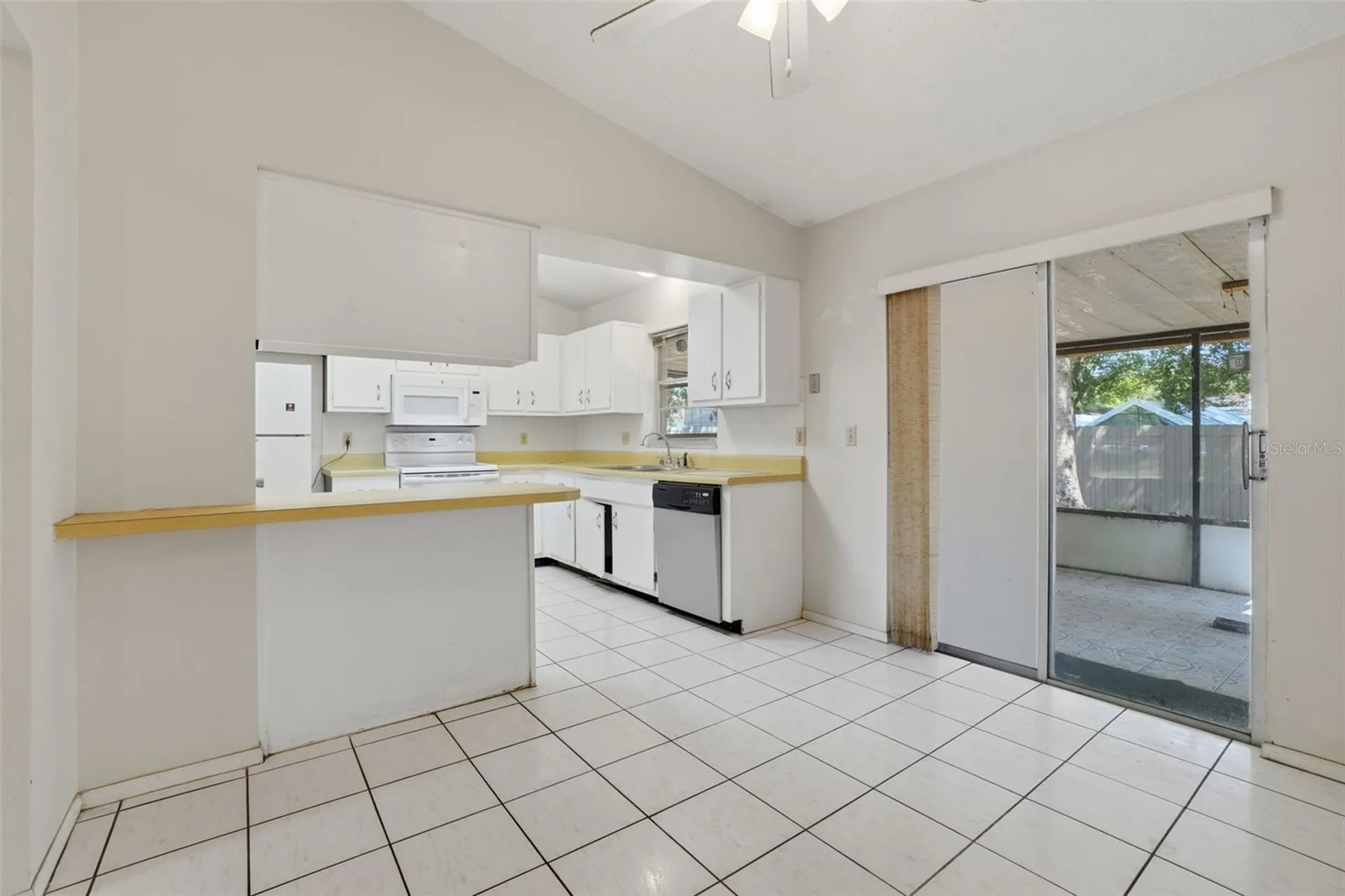 8428 Bark Court Orlando FL 32810