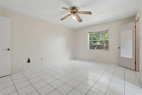 8428 Bark Court Orlando FL 32810