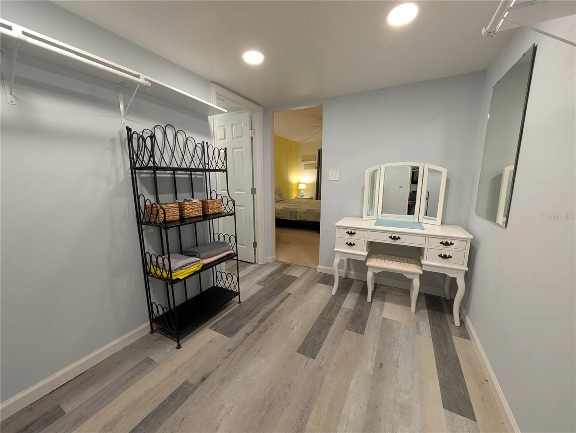3564 Lake Bayshore Drive Bradenton FL 34205