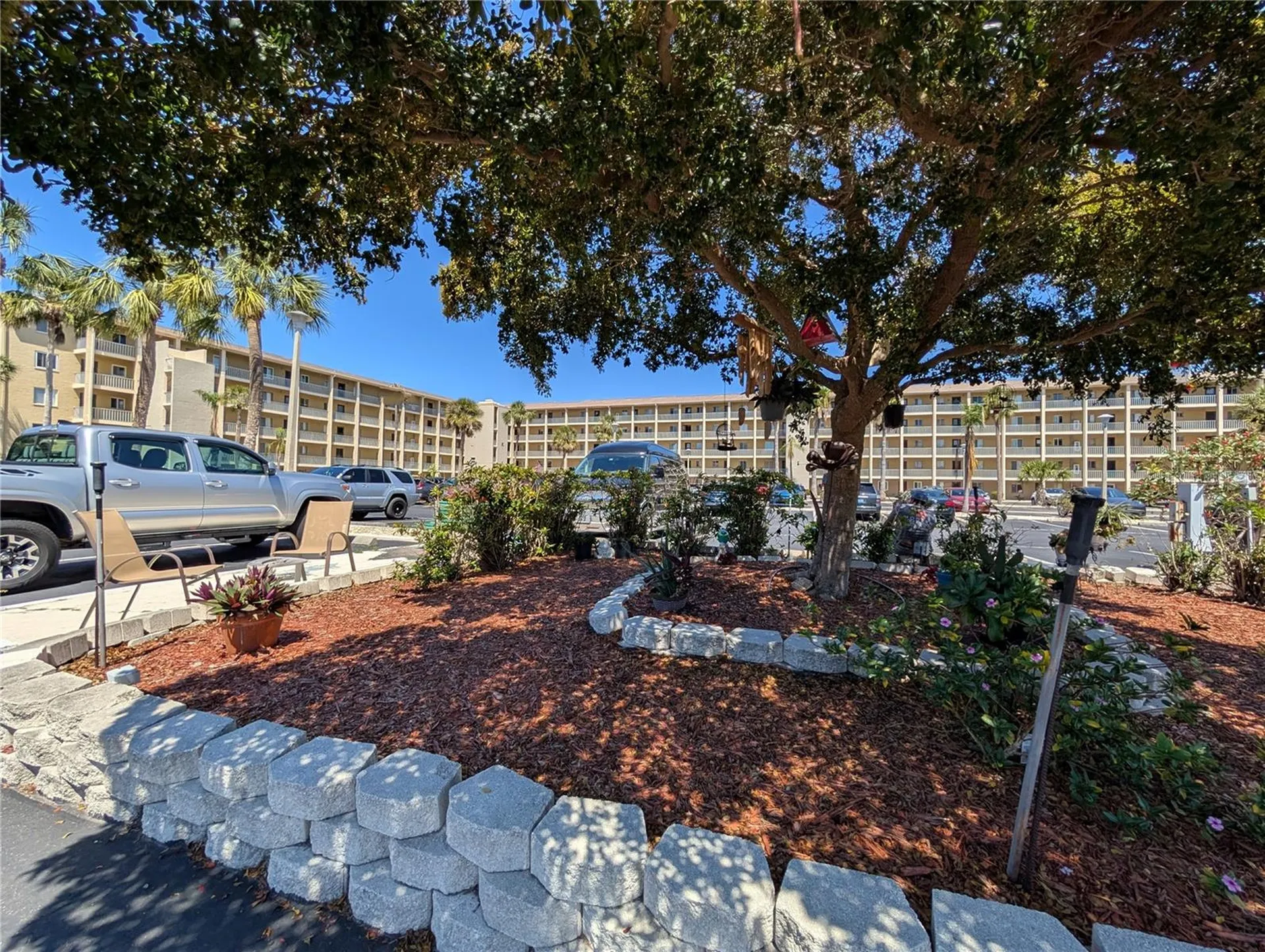 3564 Lake Bayshore Drive Bradenton FL 34205