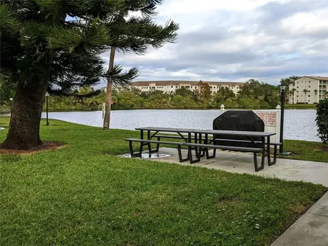 3564 Lake Bayshore Drive Bradenton FL 34205