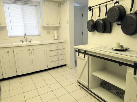 3564 Lake Bayshore Drive Bradenton FL 34205