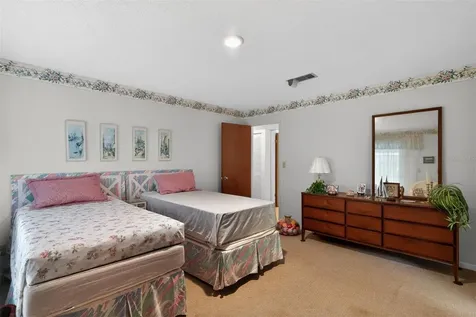 9603 SW 17th Avenue Gainesville FL 32607