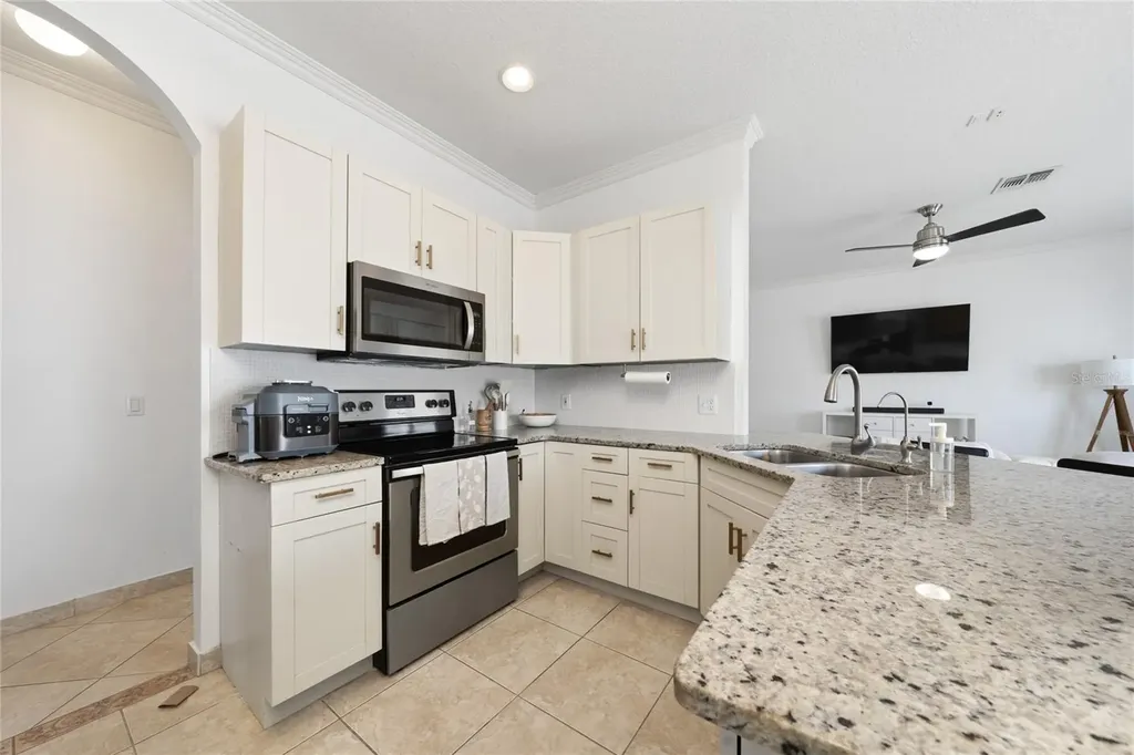 3058 Bay Laurel Circle N Kissimmee FL 34744