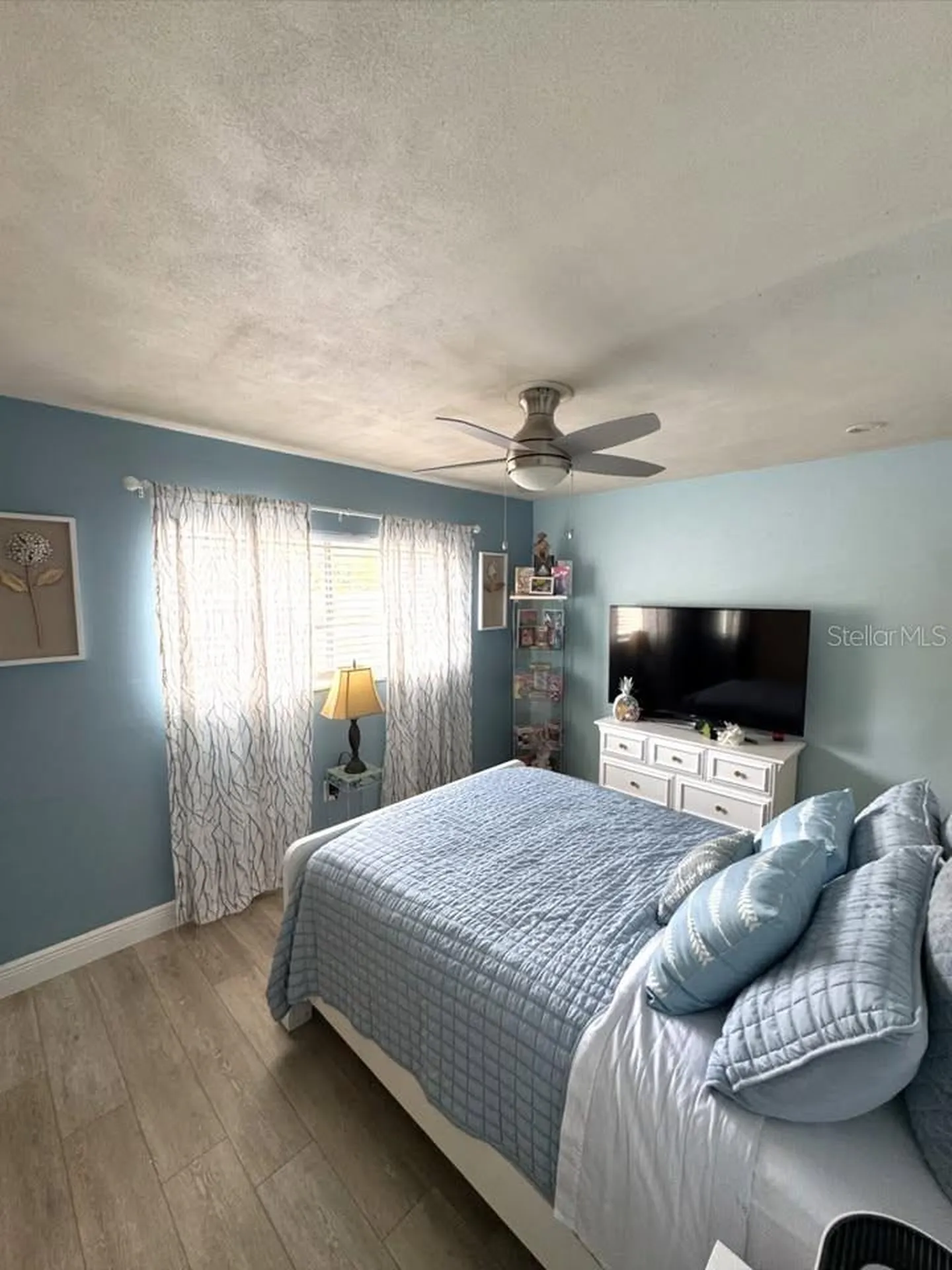 1257 Drew Street Clearwater FL 33755