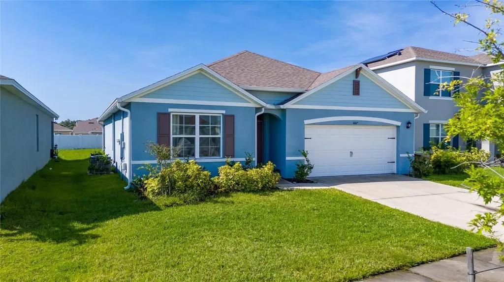 1687 Park Side Avenue Kissimmee FL 34744