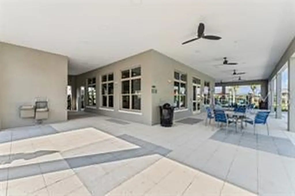 1687 Park Side Avenue Kissimmee FL 34744