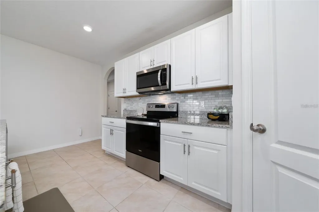 1687 Park Side Avenue Kissimmee FL 34744