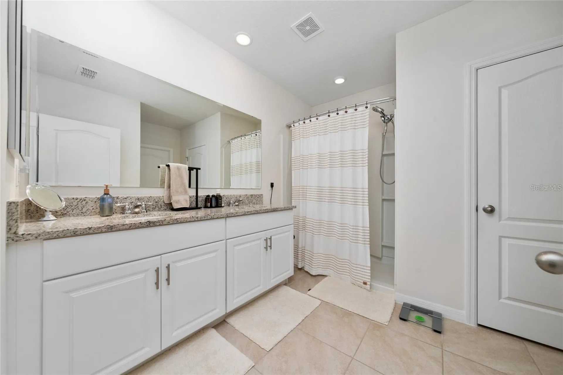 1687 Park Side Avenue Kissimmee FL 34744