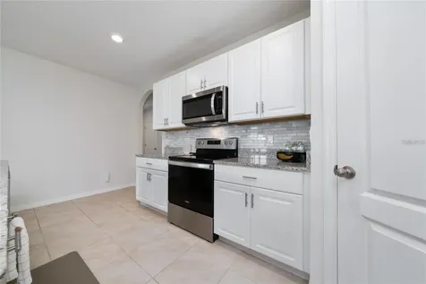 1687 Park Side Avenue Kissimmee FL 34744