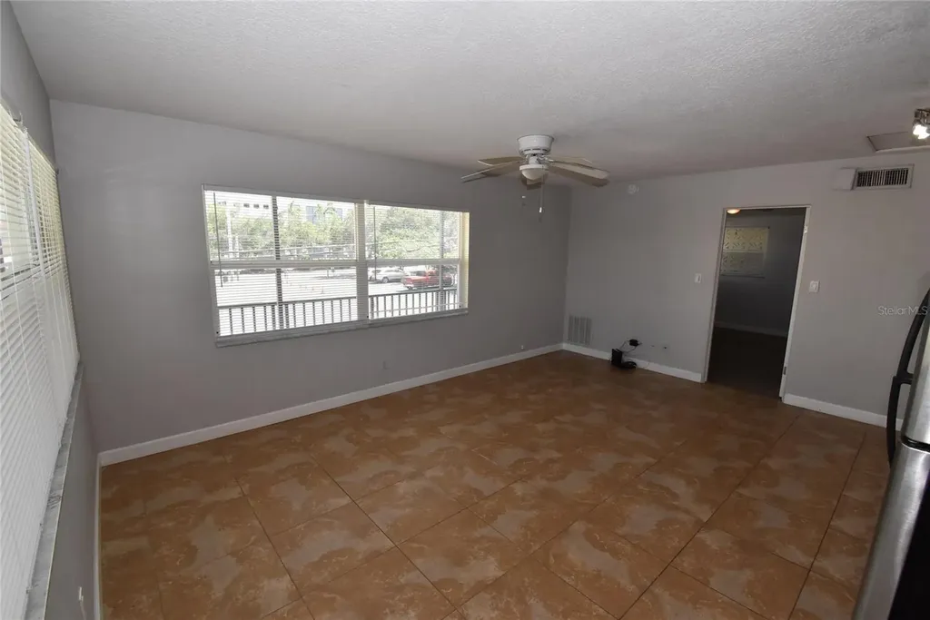 220 6th Avenue N St Petersburg FL 33701