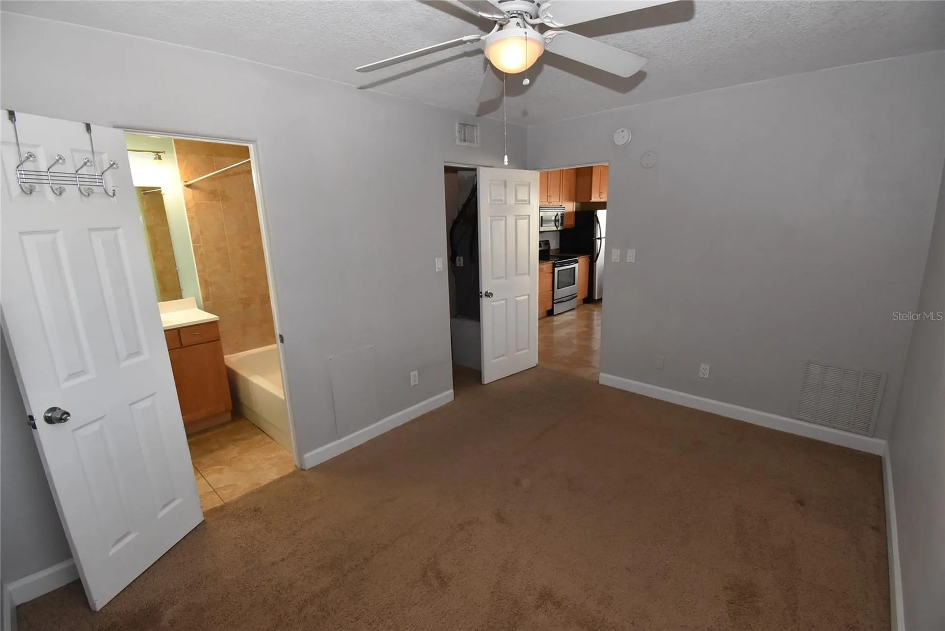 220 6th Avenue N St Petersburg FL 33701