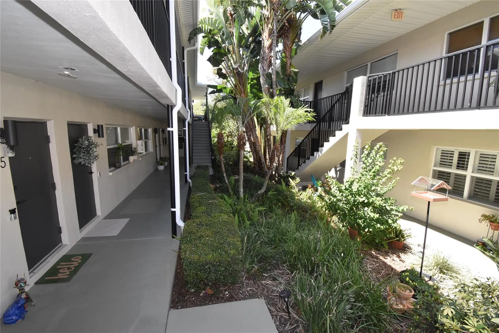 220 6th Avenue N St Petersburg FL 33701