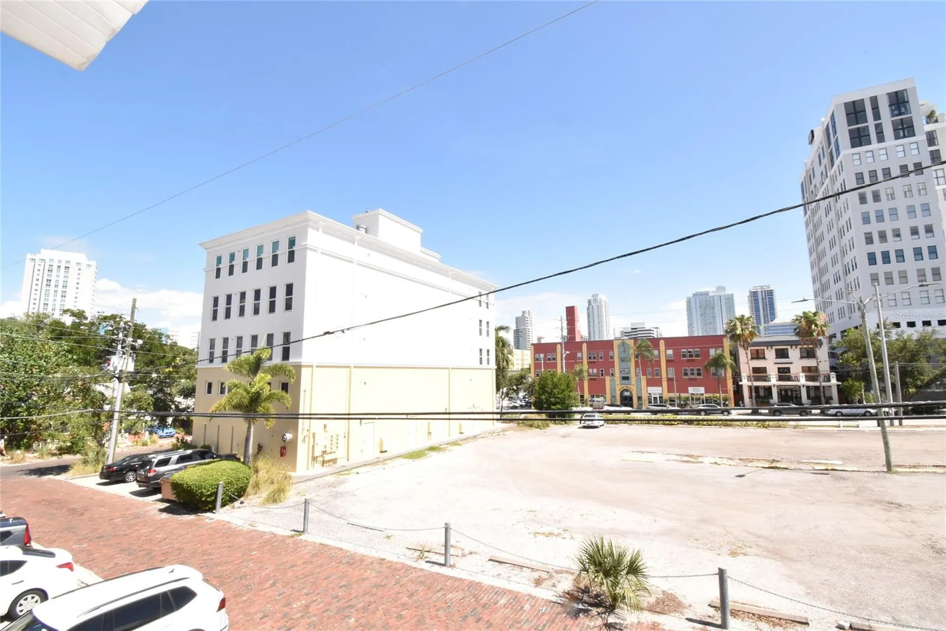 220 6th Avenue N St Petersburg FL 33701