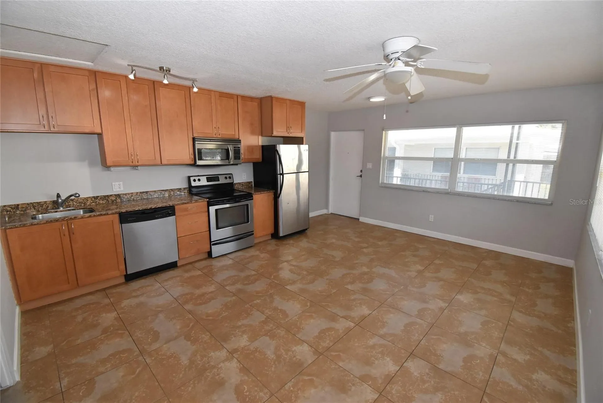 220 6th Avenue N St Petersburg FL 33701