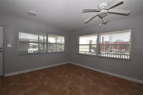 220 6th Avenue N St Petersburg FL 33701