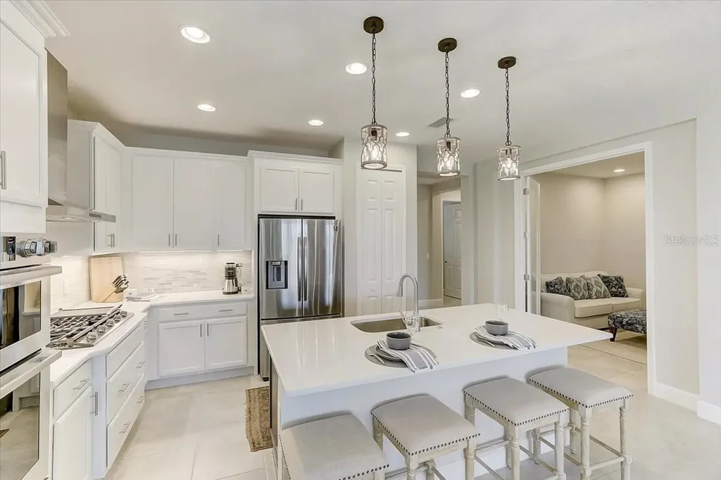 132 Van Gogh Cove Bradenton FL 34212