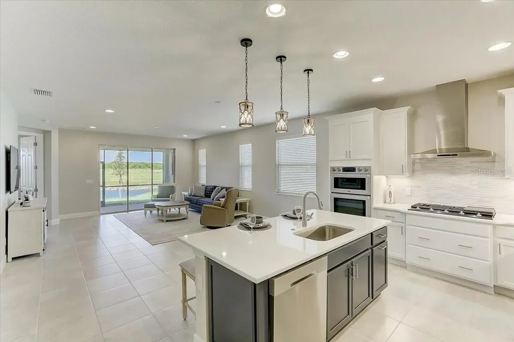 132 Van Gogh Cove Bradenton FL 34212