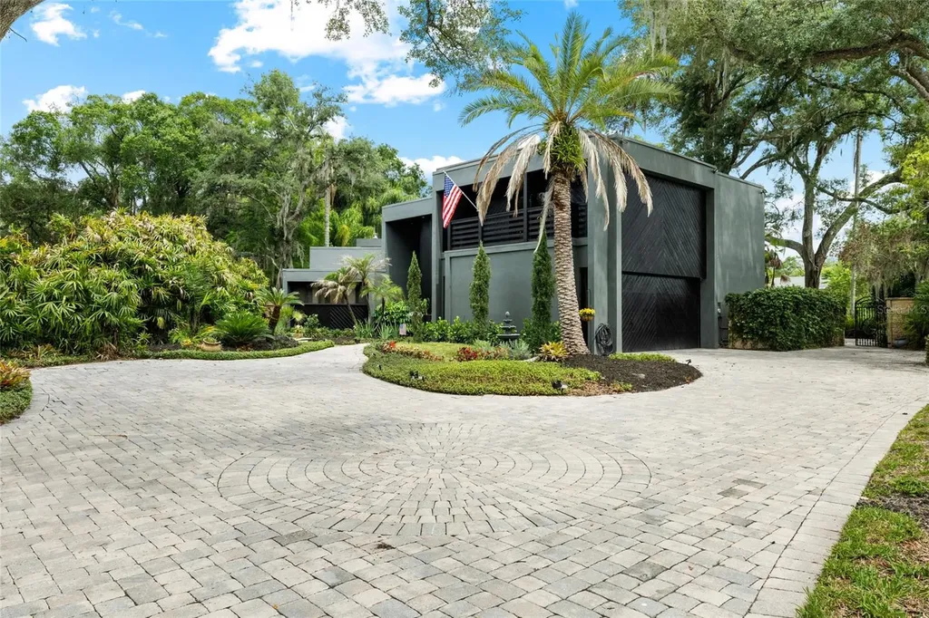 410 Montrose Avenue Temple Terrace FL 33617